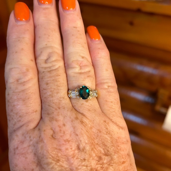💚 14K EMERALD & WHITE SAPPHIRE RING 💚 - Picture 6 of 7